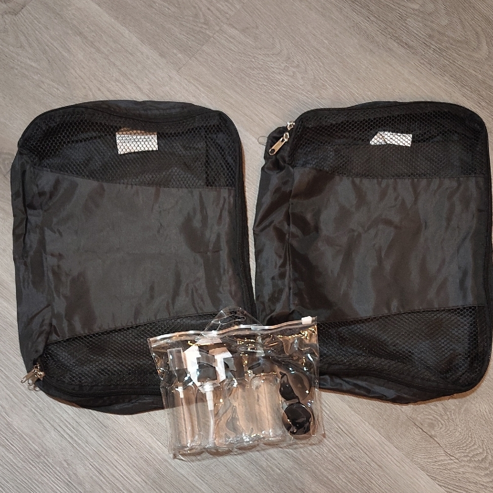 🆕 8PC Travel Lot with 2 Packing Cubes & 6 Asst Toiletry Bottles NWT